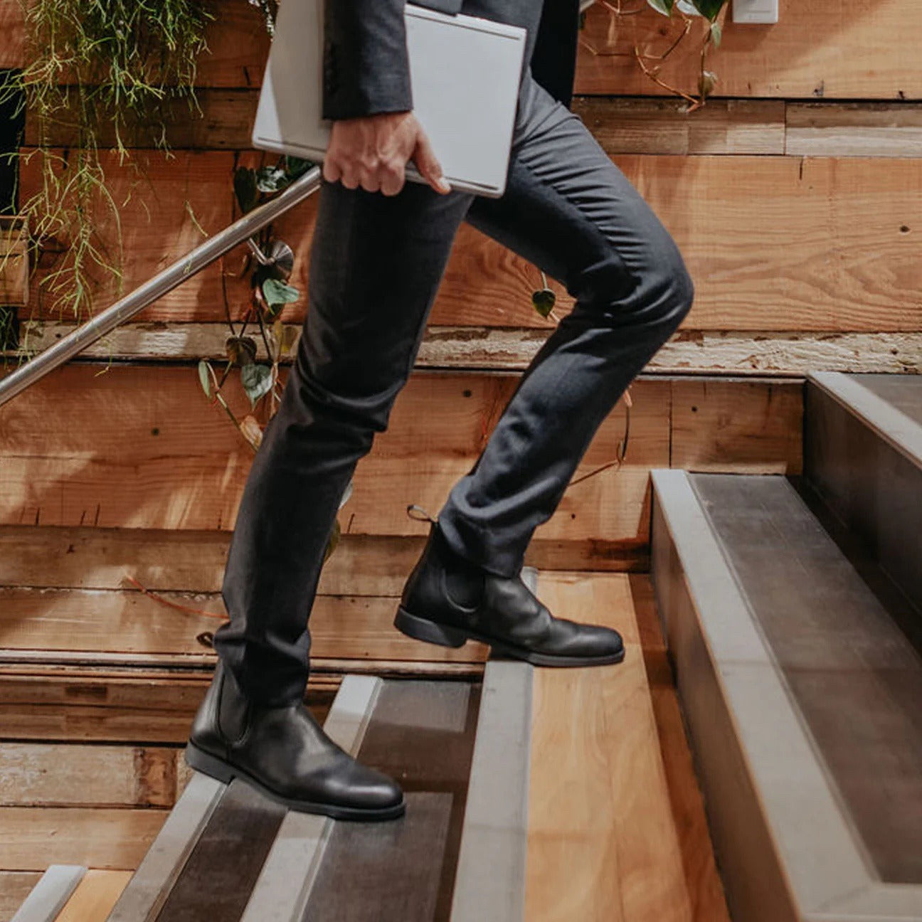 Blundstone 1901 Dress Ankle Boot Black