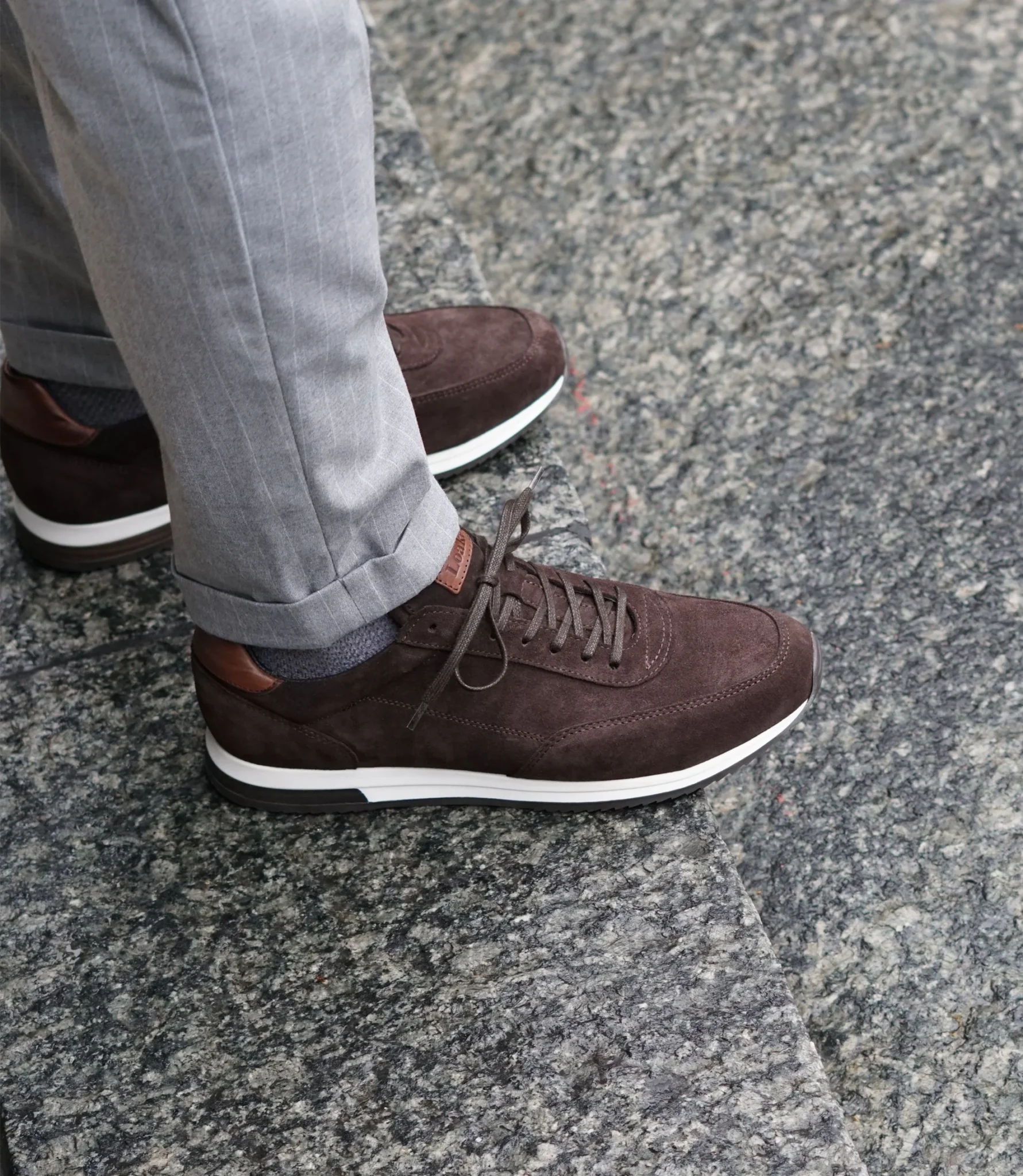 Loake Bannister Sneaker Dark Brown Suede