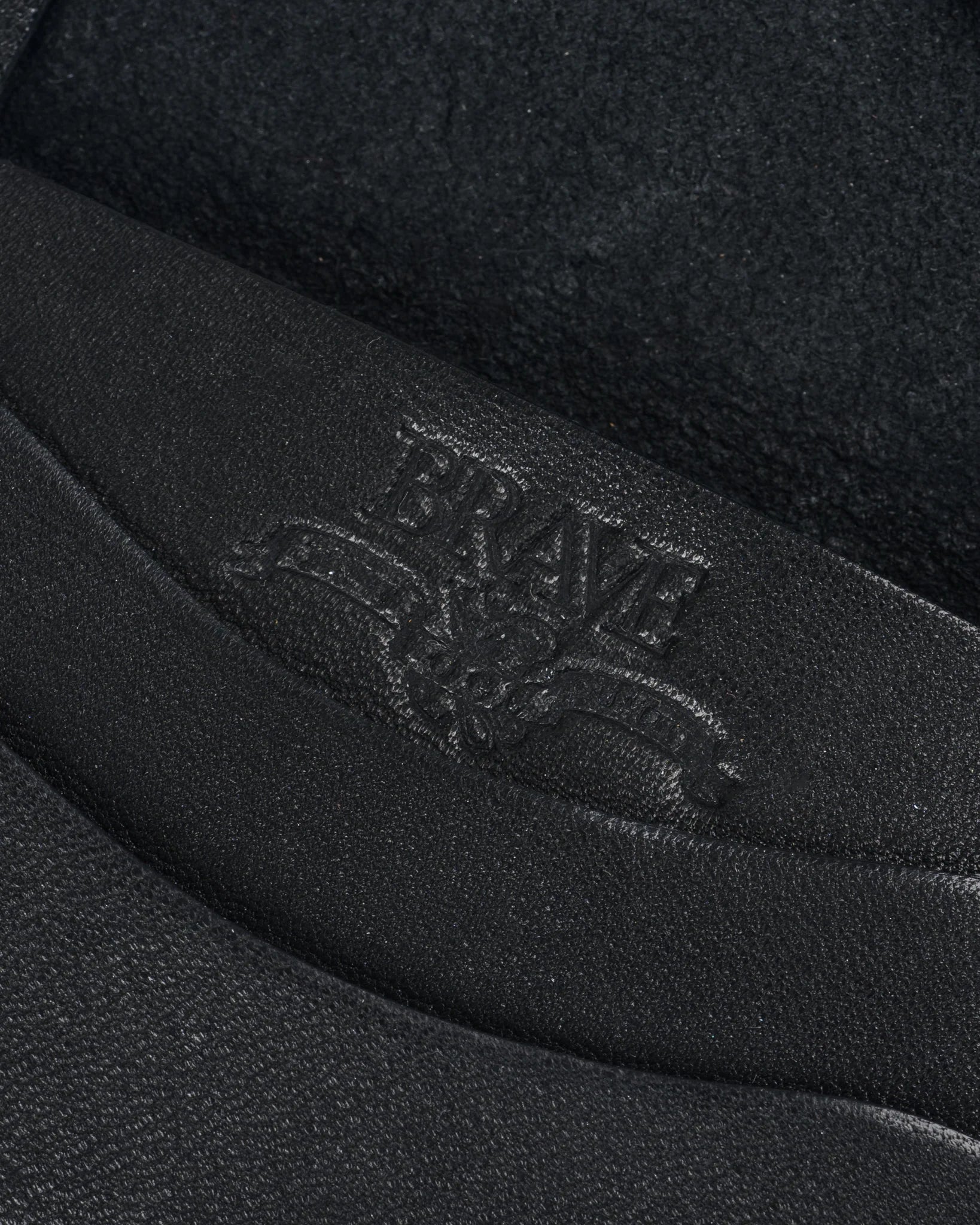 OGL Horsehide Concho Cardholder - Black