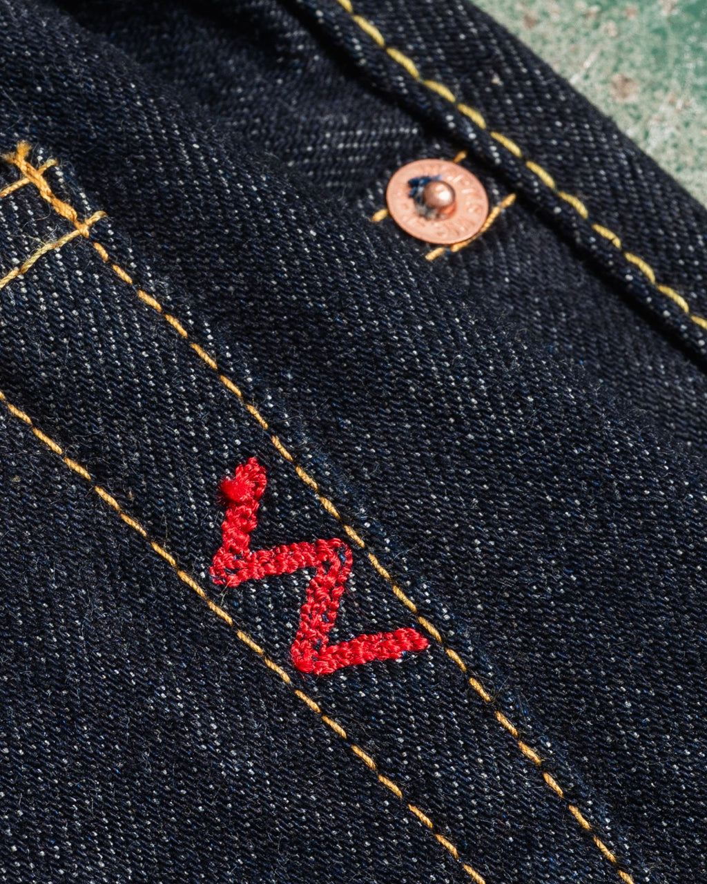 IRON HEART - IH-1955S-142 - 14oz Selvedge Denim "1955" Vintage Tapered Cut Jeans - Indigo