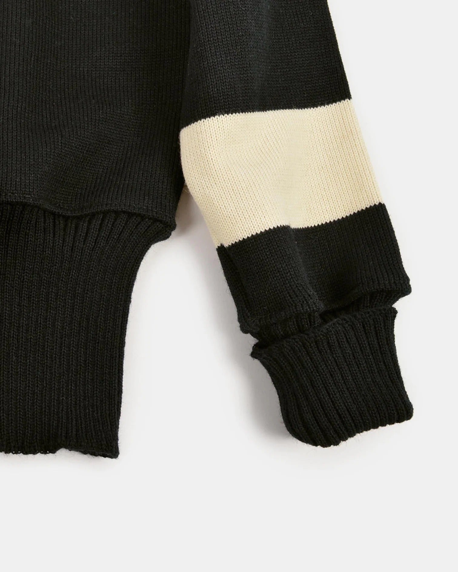 Dehen Motorcycle Sweater - Black / Off White