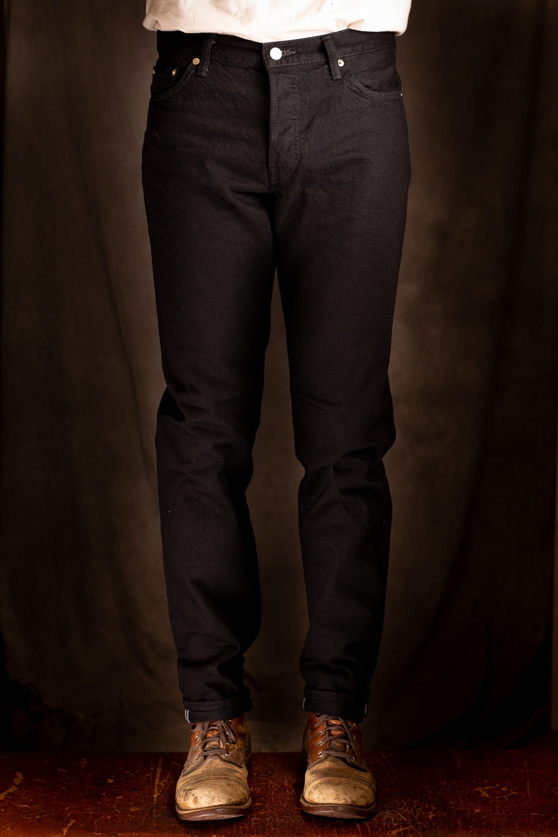 Edwin Made in Japan, Regular Tapered, 11oz Kaihara, Purple x White Selvage - Black Rinsed