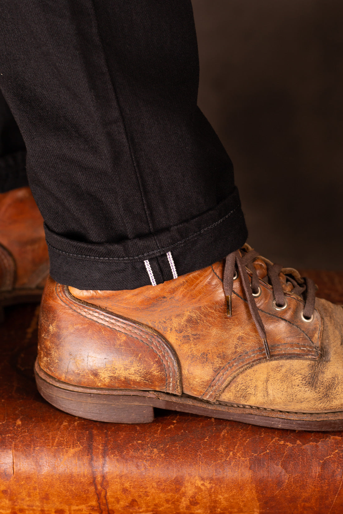 Edwin Made in Japan, Slim Tapered, 11oz Kaihara, Purple x White Selvage - Black Rinsed