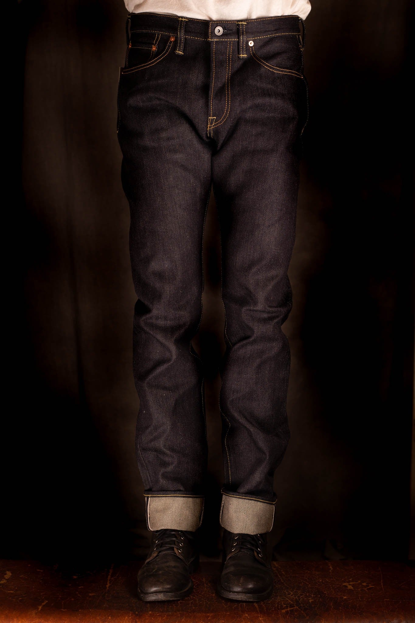 Iron Heart IH-555-XHS 25Oz Selvedge Slim Cut