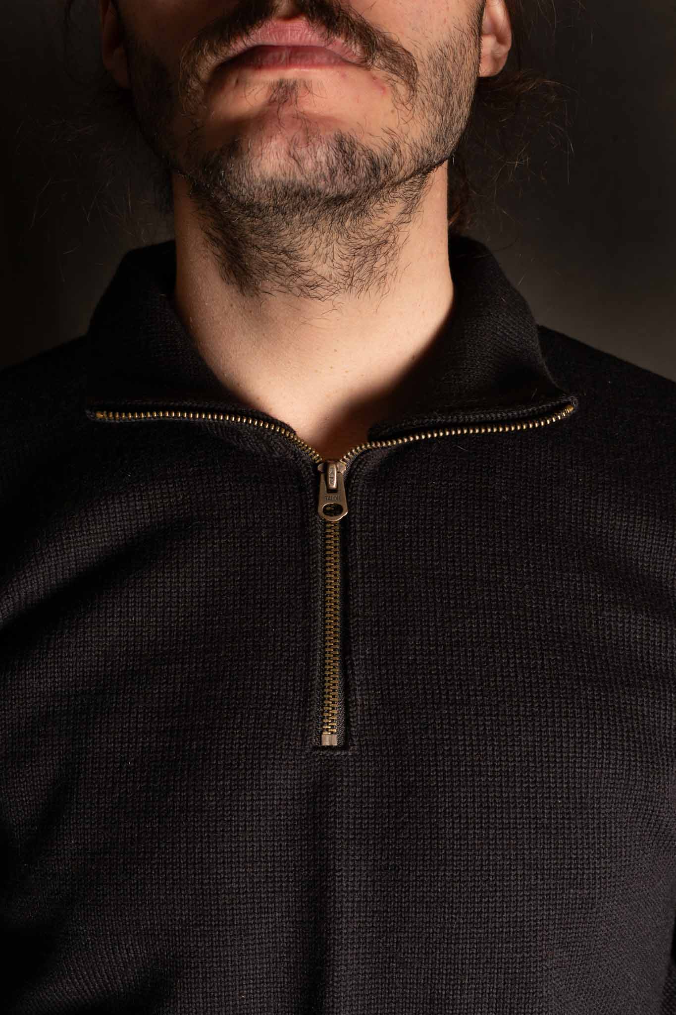 Dehen Motorcycle Sweater - Black