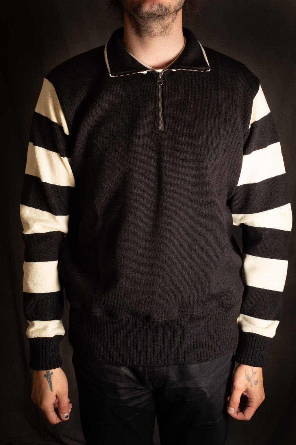Dehen Motorcycle Sweater - Black / Off White