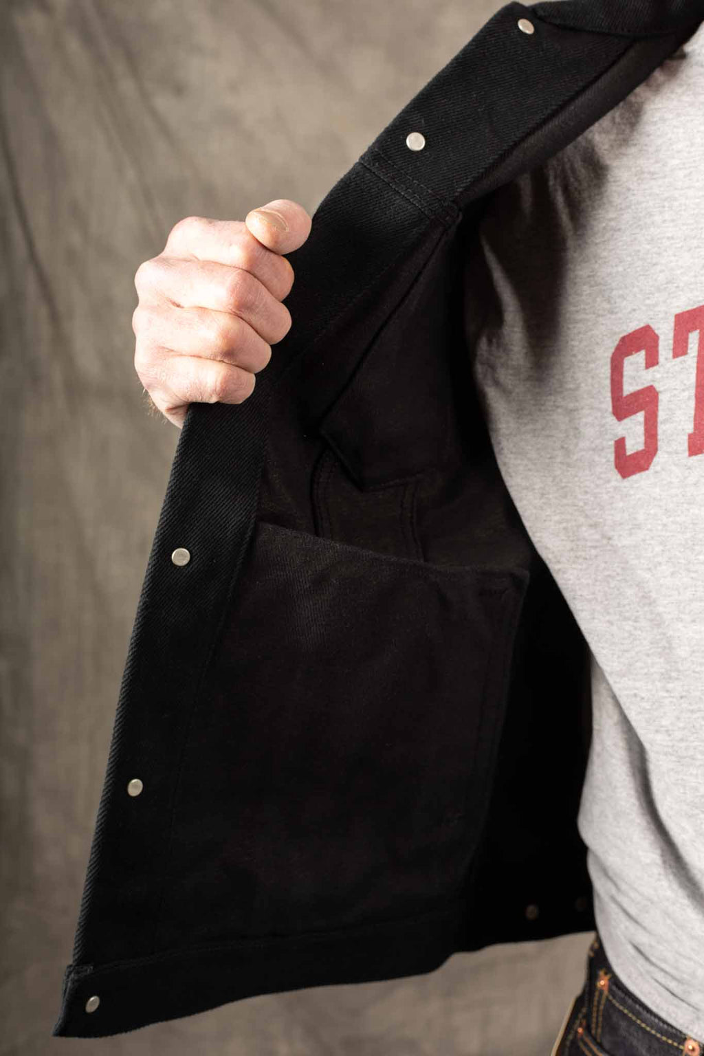 IRON HEART - IH-9526PJ - 21oz Non-Fade Denim Modified Type III - Superblack