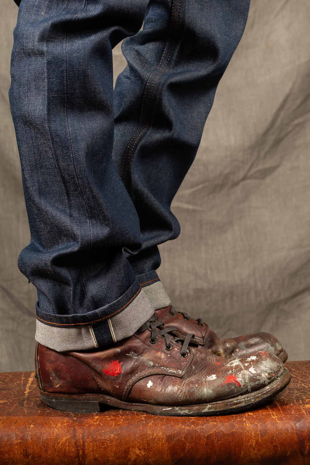 Naked and Famous Weird Guy - 12,5 Natural Indigo Selvedge