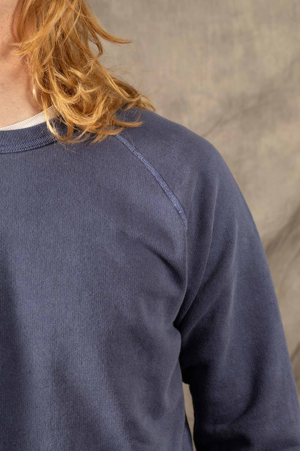 GOOD ON - Raglan Crew Sweat - NAVY