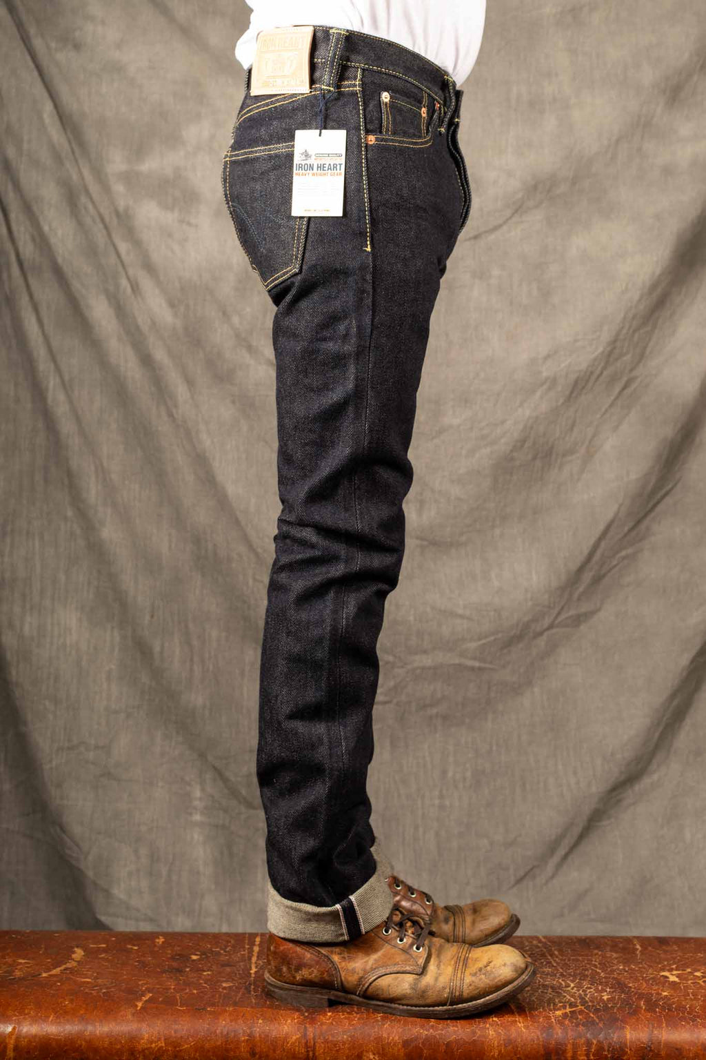 Iron Heart IH-555S 21oz Selvedge Denim Slim Cut Jeans
