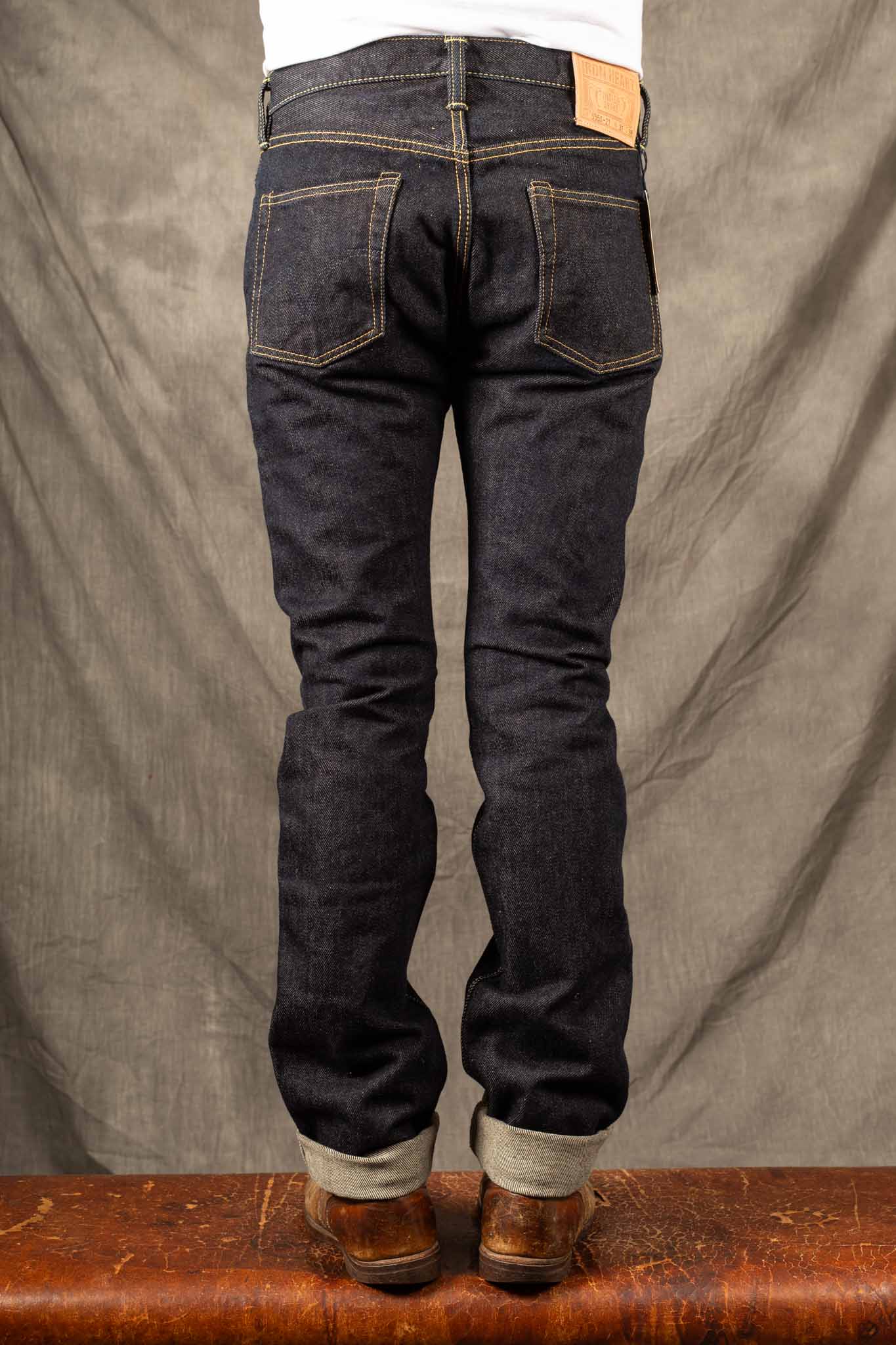 Iron Heart IH-555S 21oz Selvedge Denim Slim Cut Jeans