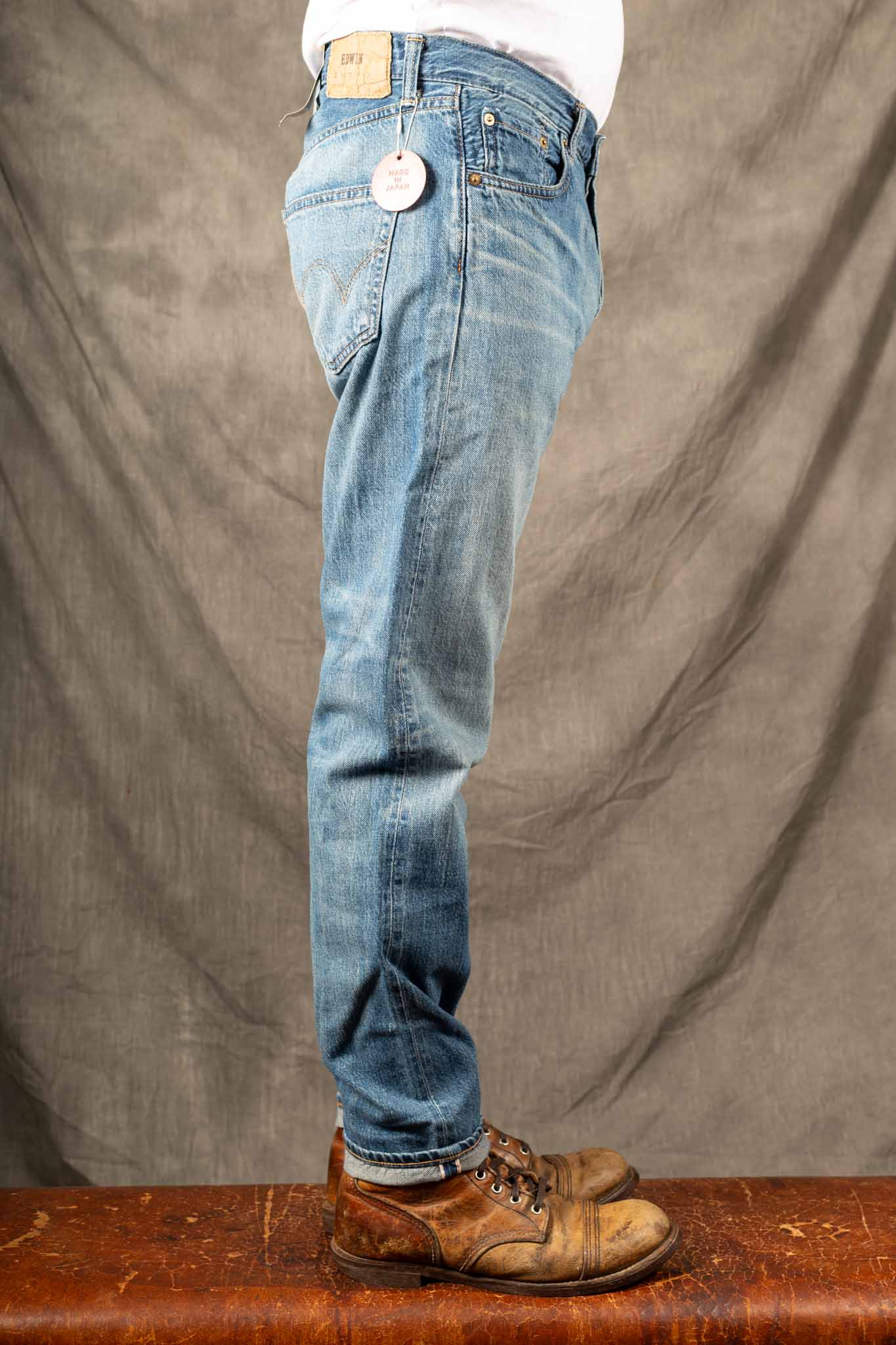 Edwin Made in Japan, REGULAR TAPERED JEANS - 10.5oz Kaihara Indigo Lightweight Red Selvage - I033516-015J