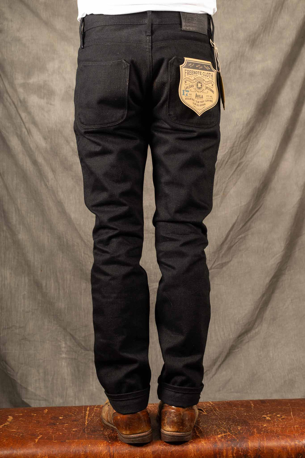 Freenote Cloth - avila slim taper 17 ounce black denim