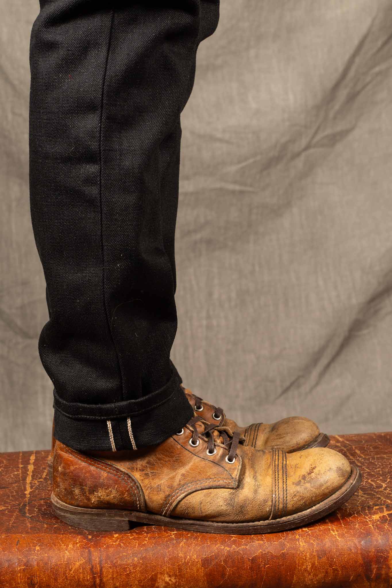 Freenote Cloth - avila slim taper 17 ounce black denim