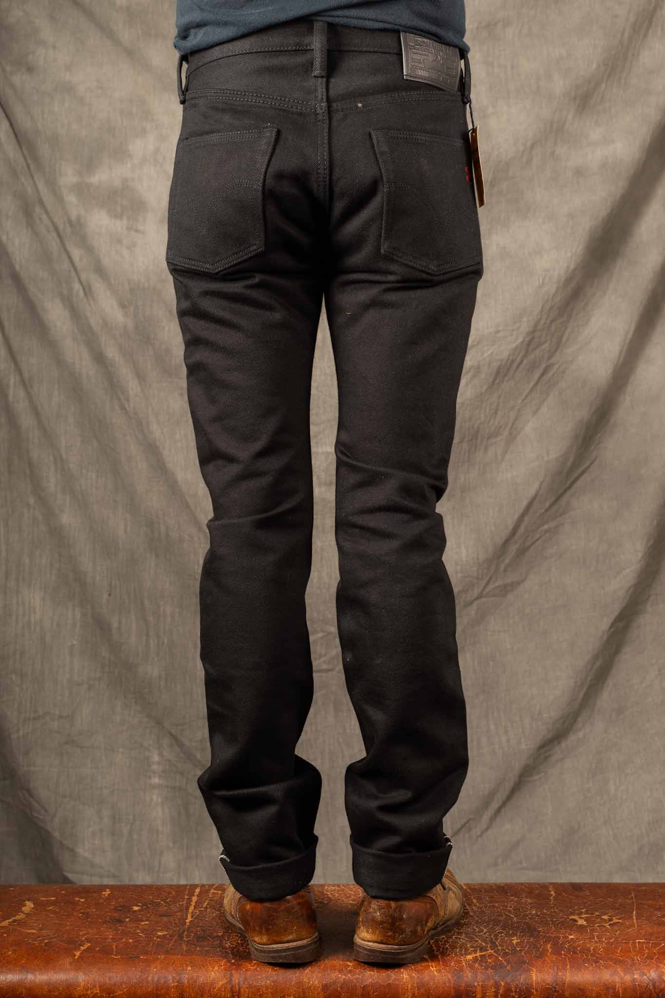 Iron Heart IH-555-SB 21oz Selvedge Denim Super Iron Heart Slim Cut Jeans - Superblack Non-Fade