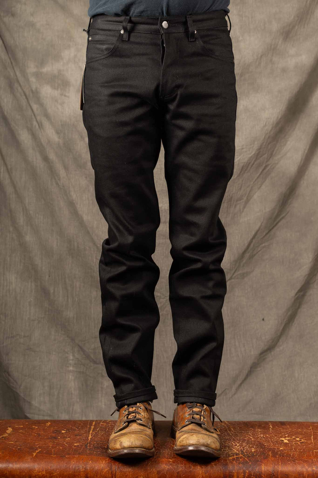 LEE 101 S REGULAR SELVAGE DENIM JEANS - DRY BLACK - 13.75 OZ