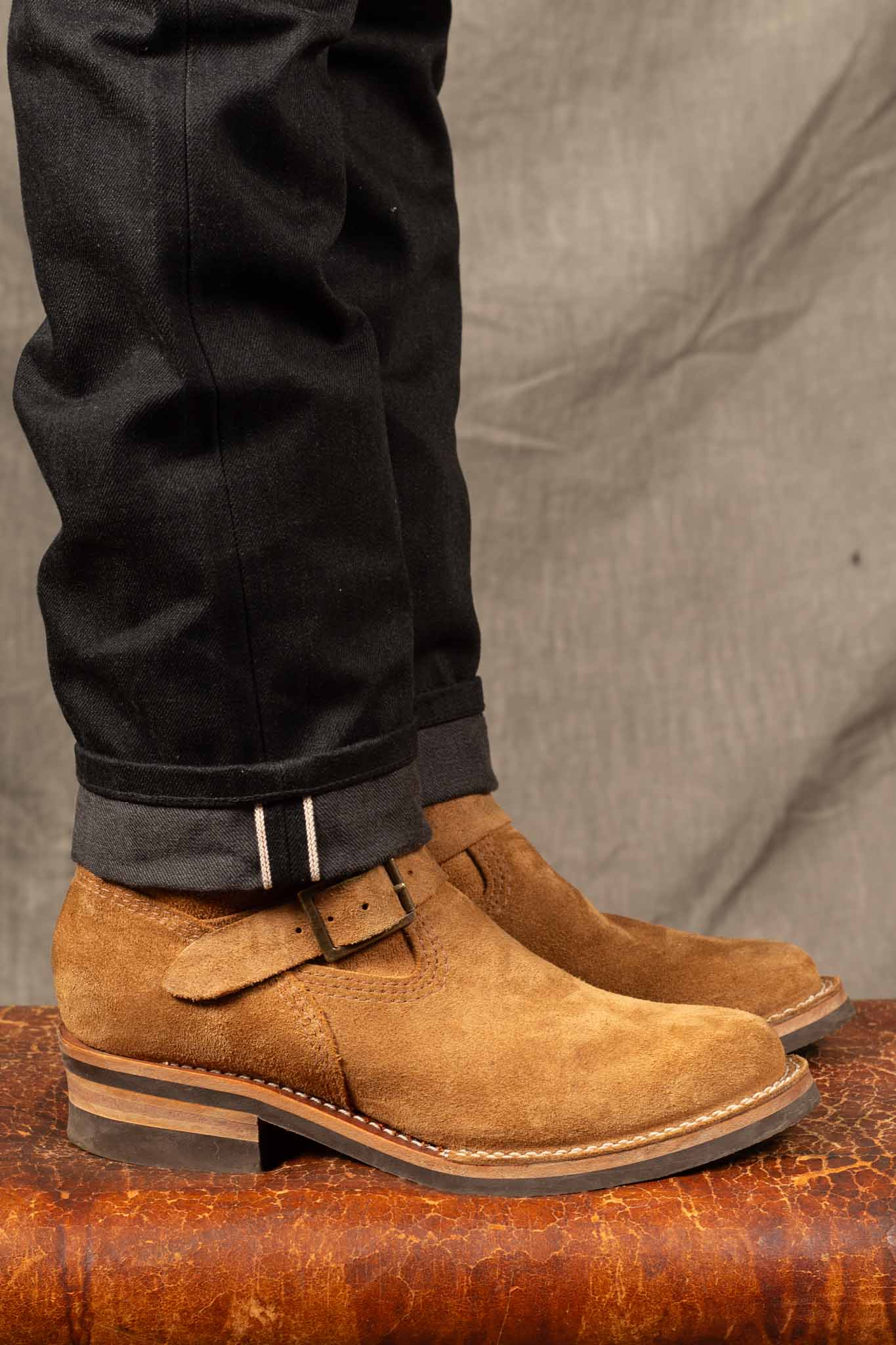 Freenote Cloth - portola classic taper raw 14.25 ounce black grey