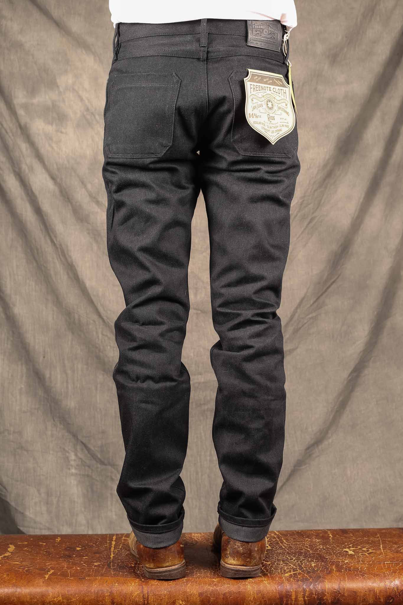 Freenote Cloth - rios Slim Straight raw 14.25 oz black grey japanese denim