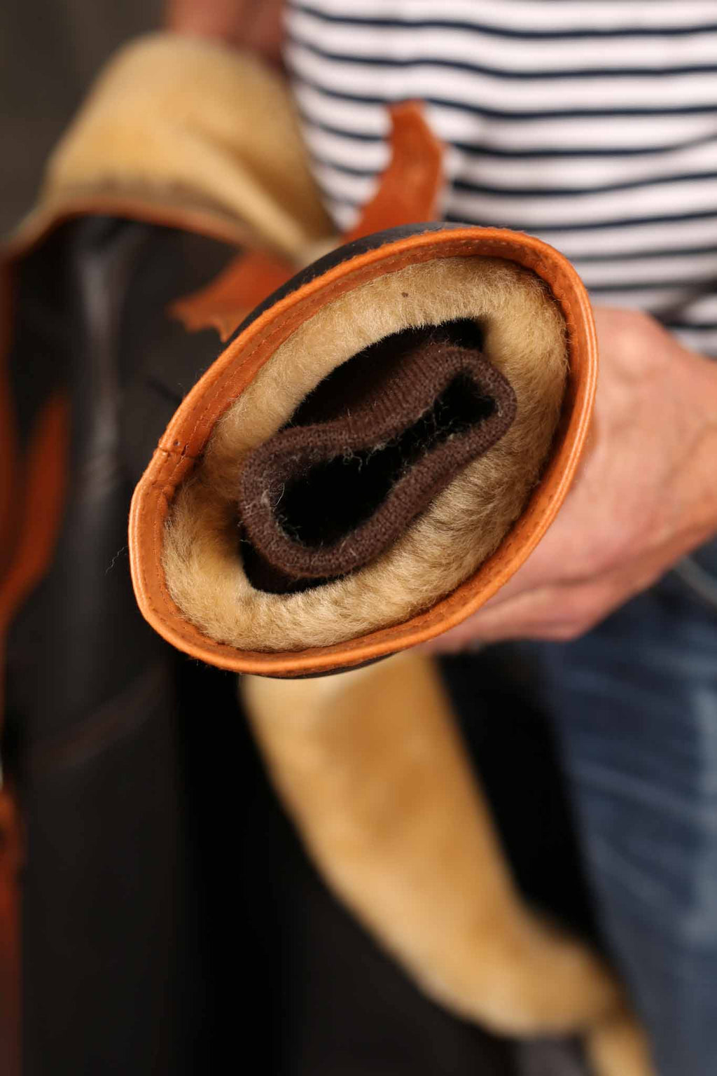 Y'2 LEATHER - COLOMER MOUTON Type ANJ-4