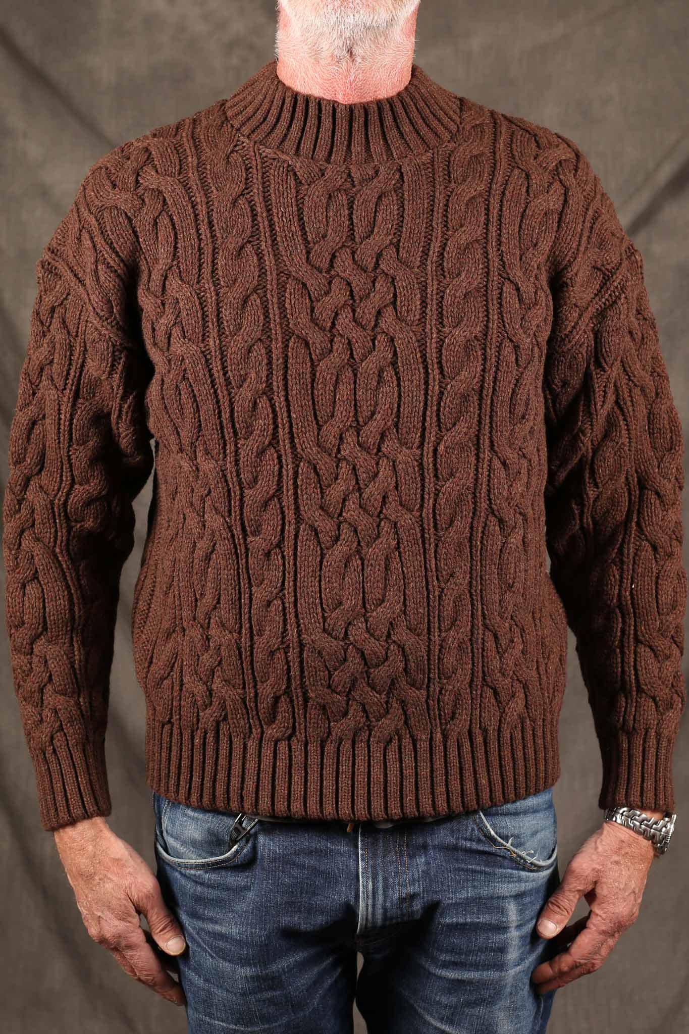 NITTO KNITWEAR - Ohannes Round Neck Sweater - Brown