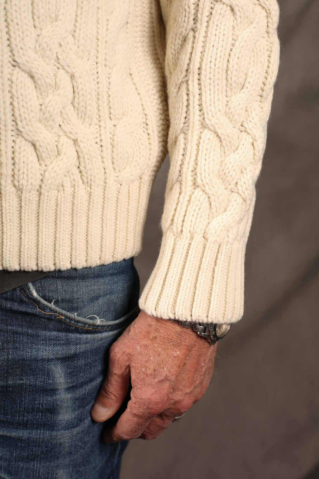 NITTO KNITWEAR - Ohannes Round Neck Sweater - WHITE