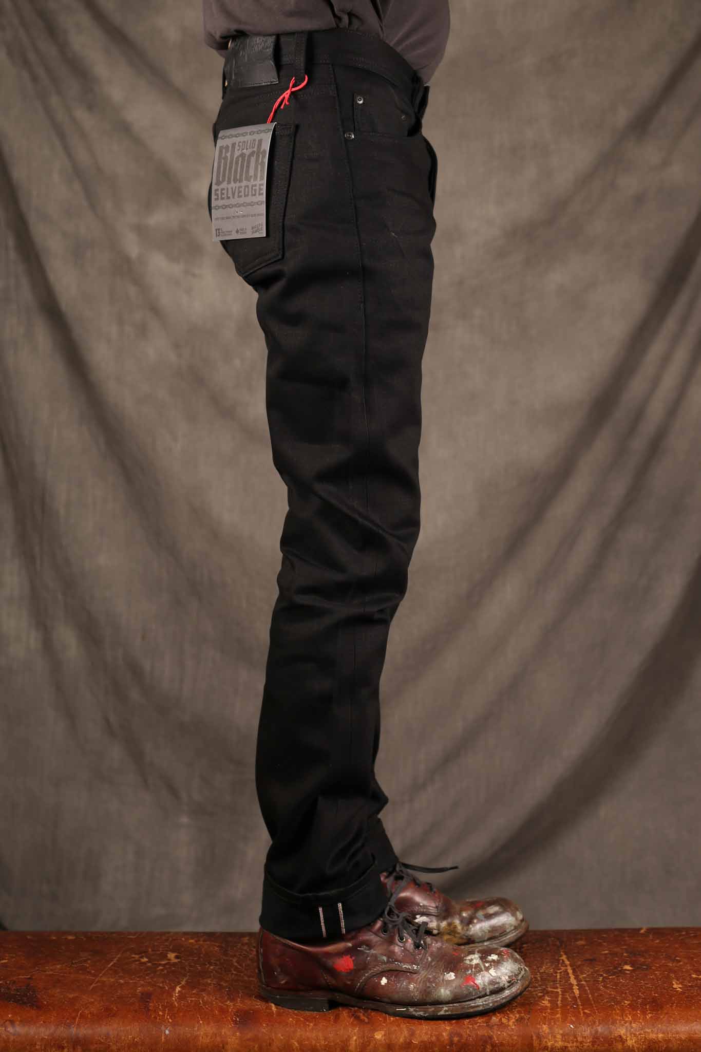 Naked and Famous Weird Guy - 13oz Solid Black Selvedge