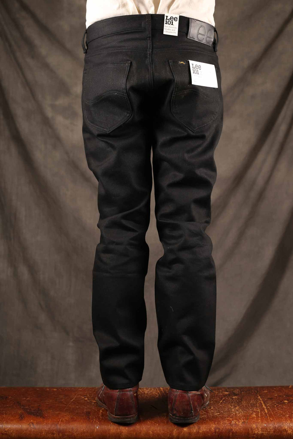 LEE 101 Z - REGULAR - KAIHARA SELVAGE DENIM JEANS - DRY BLACK - 14 OZ