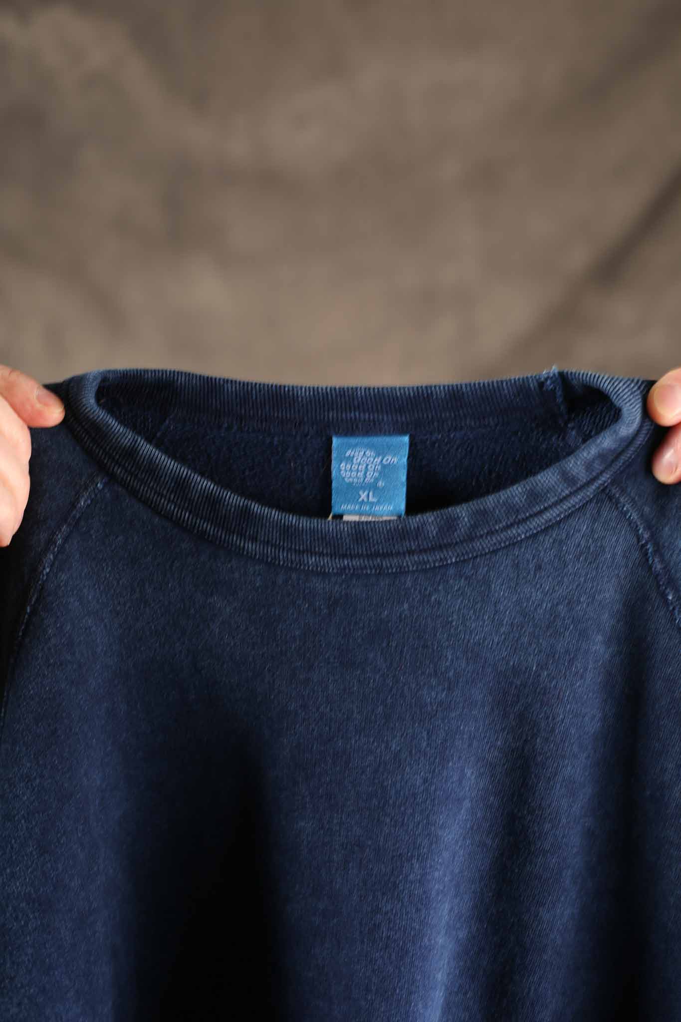 GOOD ON - Raglan Crew Sweat - Indigo Shave