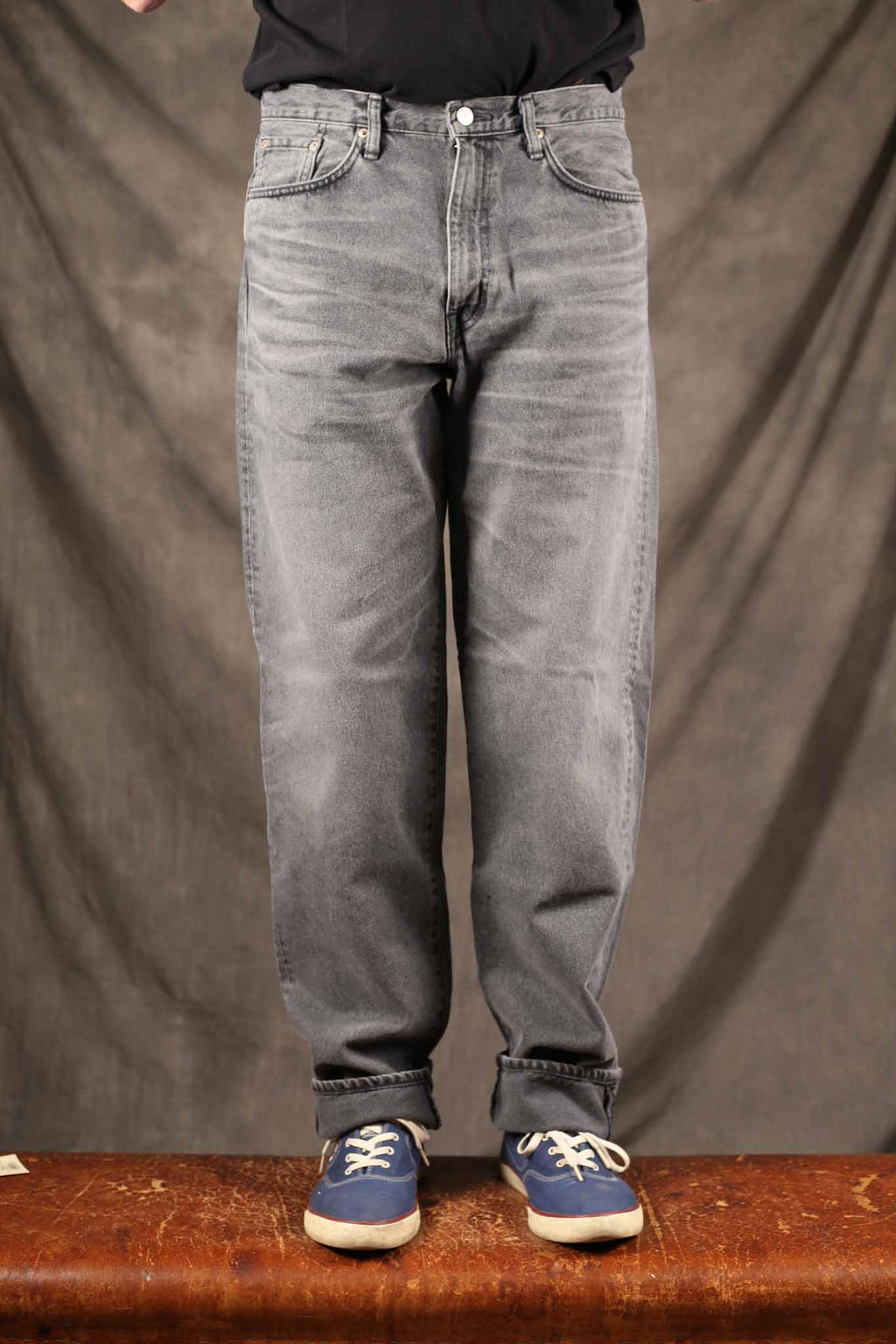 Edwin Made in Japan - Loose Pant - 13oz Kaihara Right Hand Black Denim