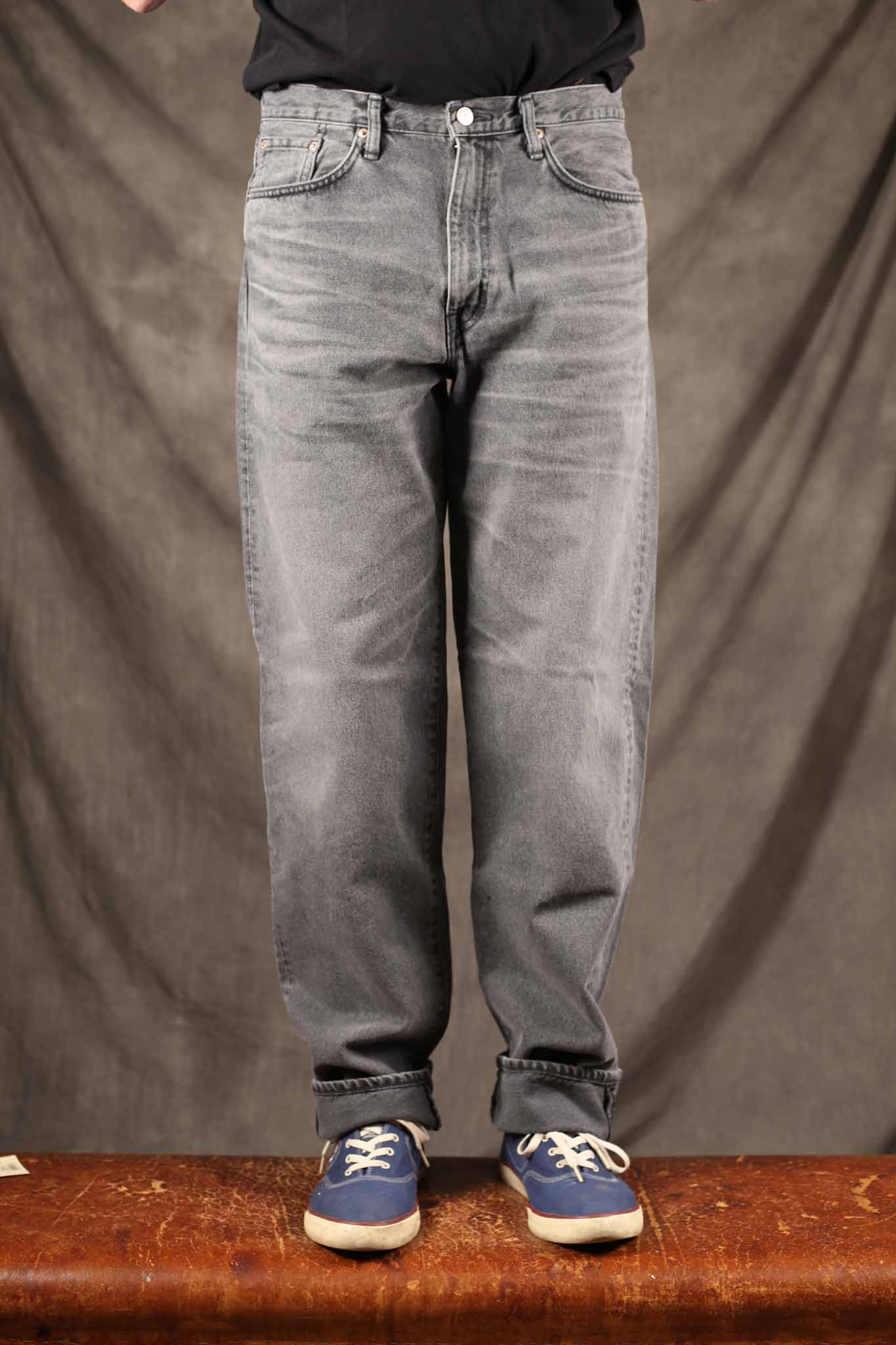 Edwin Made in Japan - Loose Pant - 13oz Kaihara Right Hand Black Denim