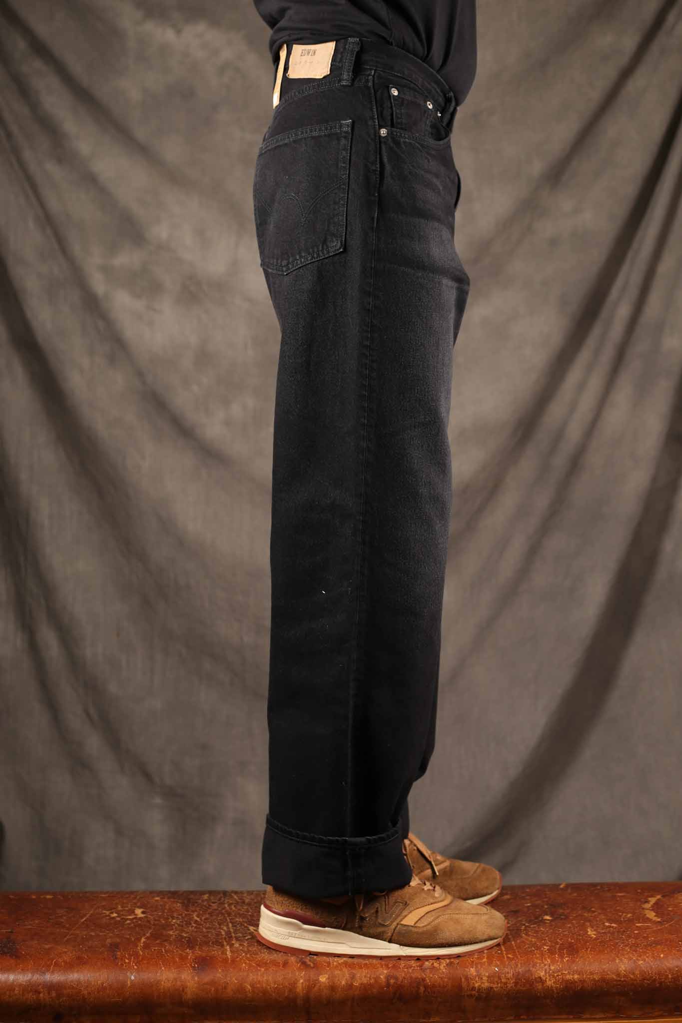 Edwin Made in Japan - Wide Pant - 13oz Kaihara Right Hand Black Denim