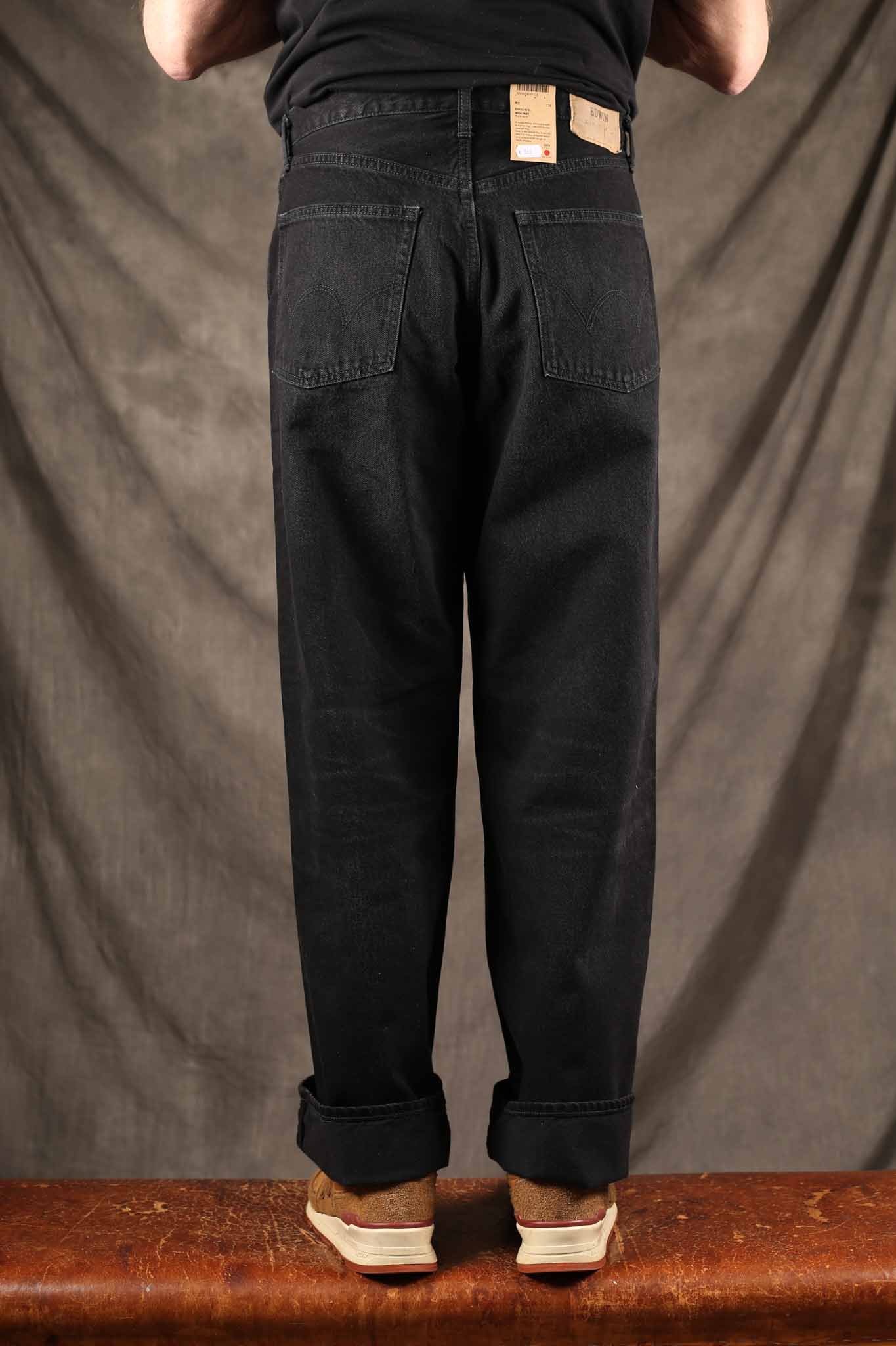 Edwin Made in Japan - Wide Pant - 13oz Kaihara Right Hand Black Denim