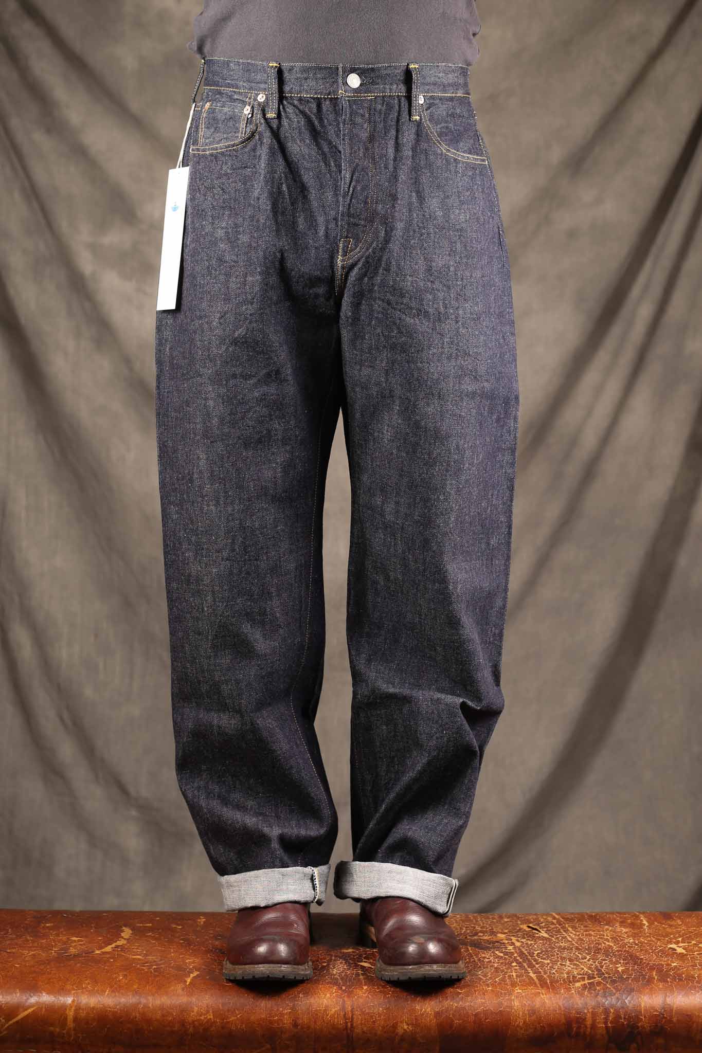 Omoto 0815 13.5oz Wide Fit