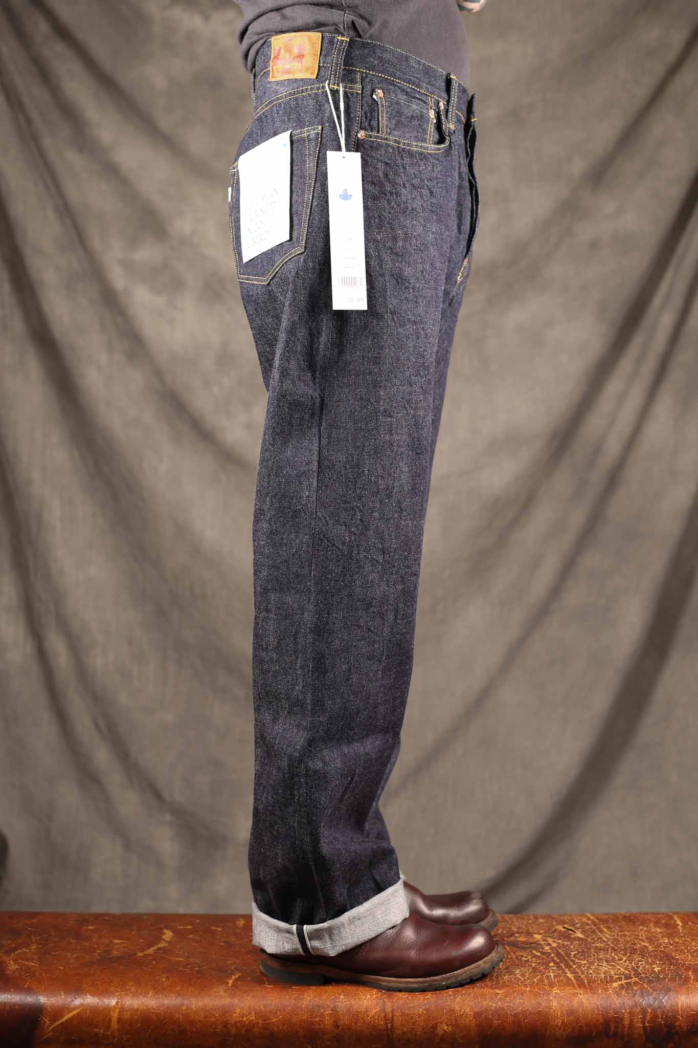 Omoto 0815 13.5oz Wide Fit