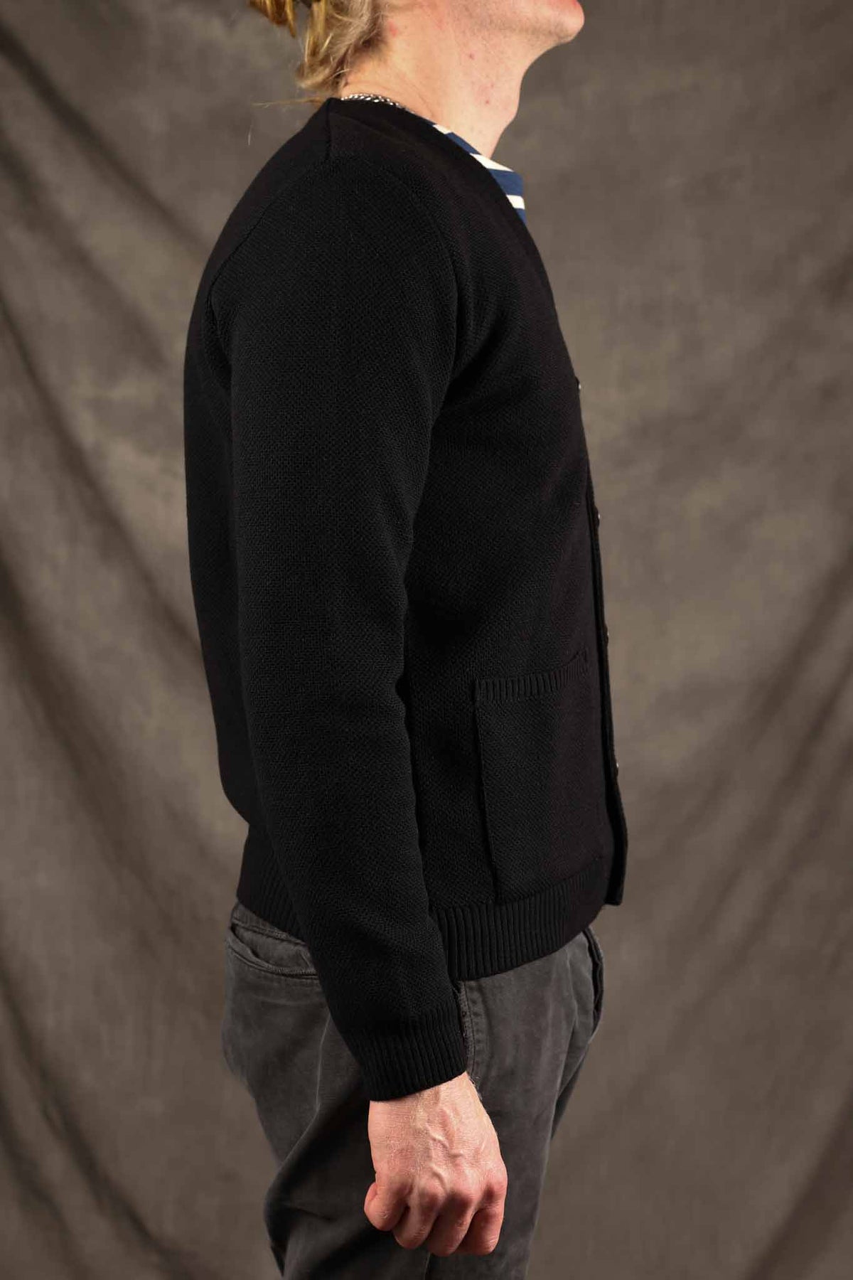 NITTO KNITWEAR - Youri Merino Cardigan Black
