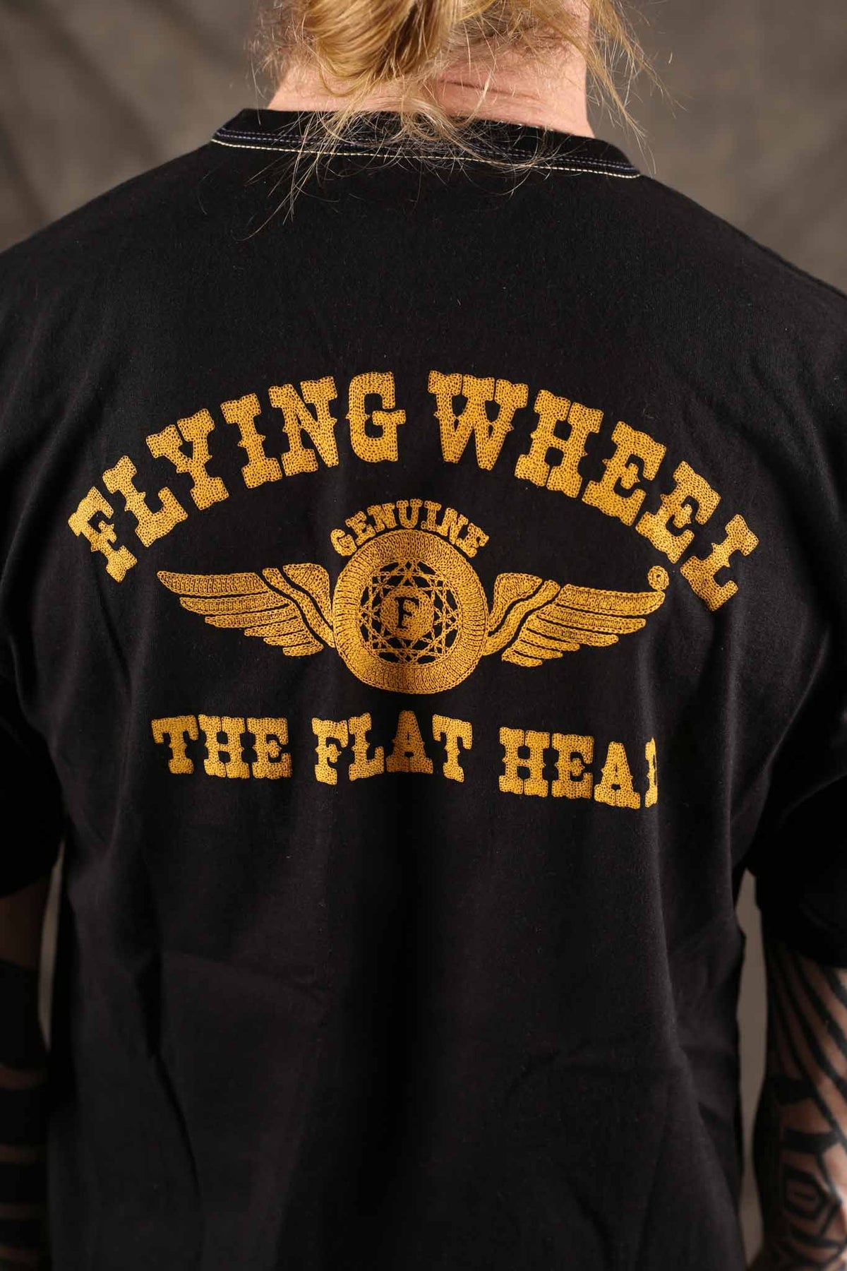 THE FLAT HEAD -FN-THC-059SP Flying Wheel 9.7oz Loopwheeled T-Shirt – Black / Yellow