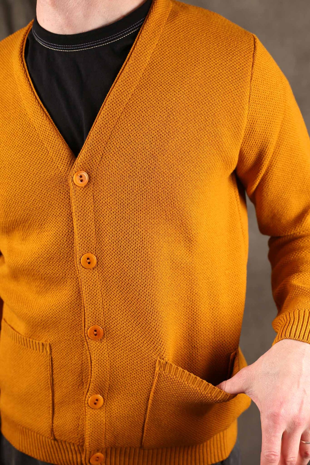 NITTO KNITWEAR - Youri Merino Cardigan Yellow