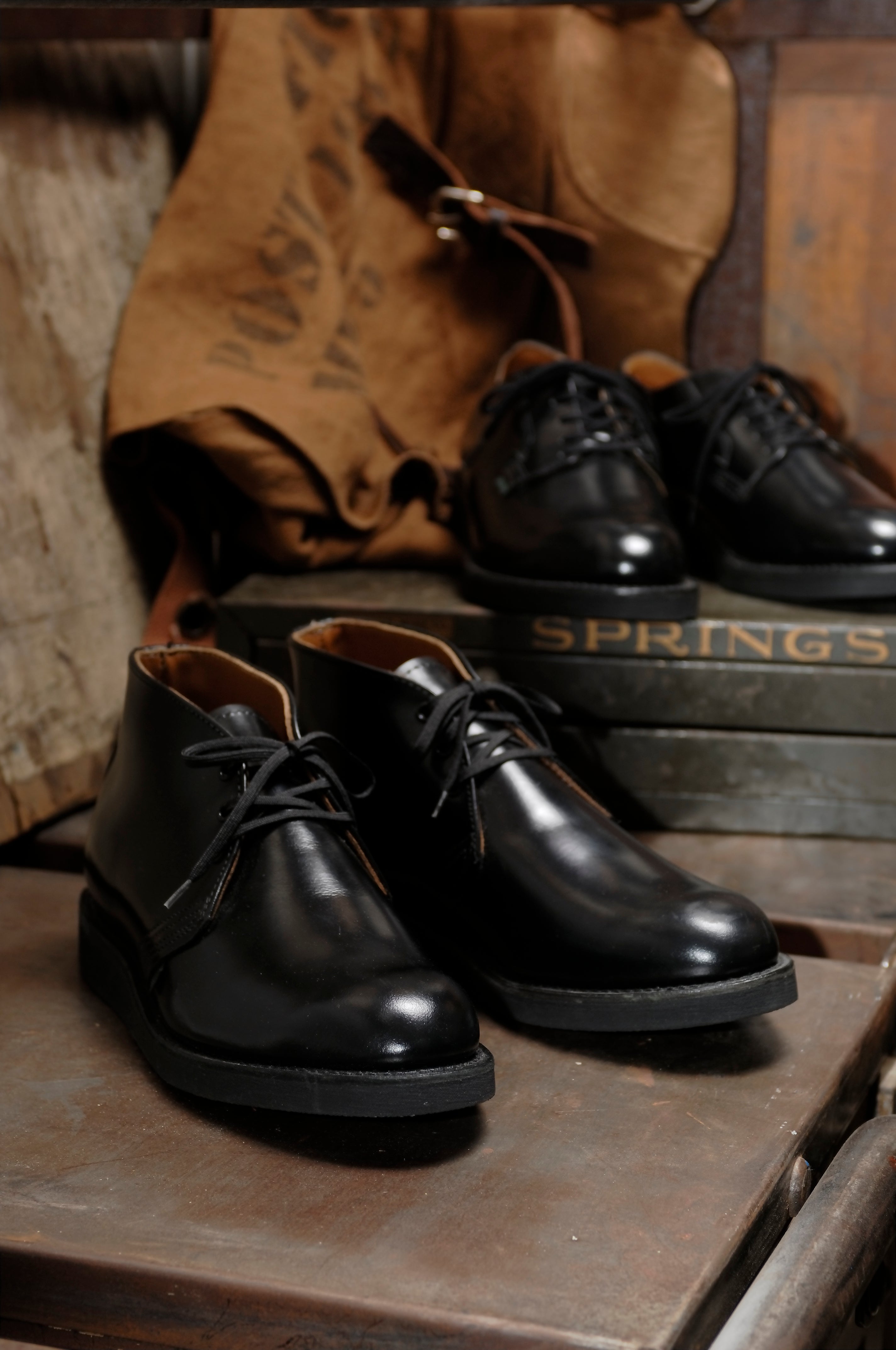 Red Wing 9196 Postman Chukka Black Chaparral – Pinkomo