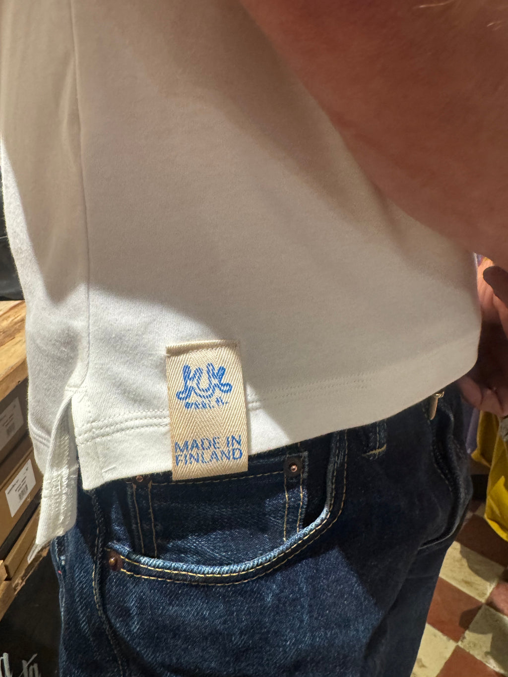 Erkki 5.9oz T-Shirt Short
