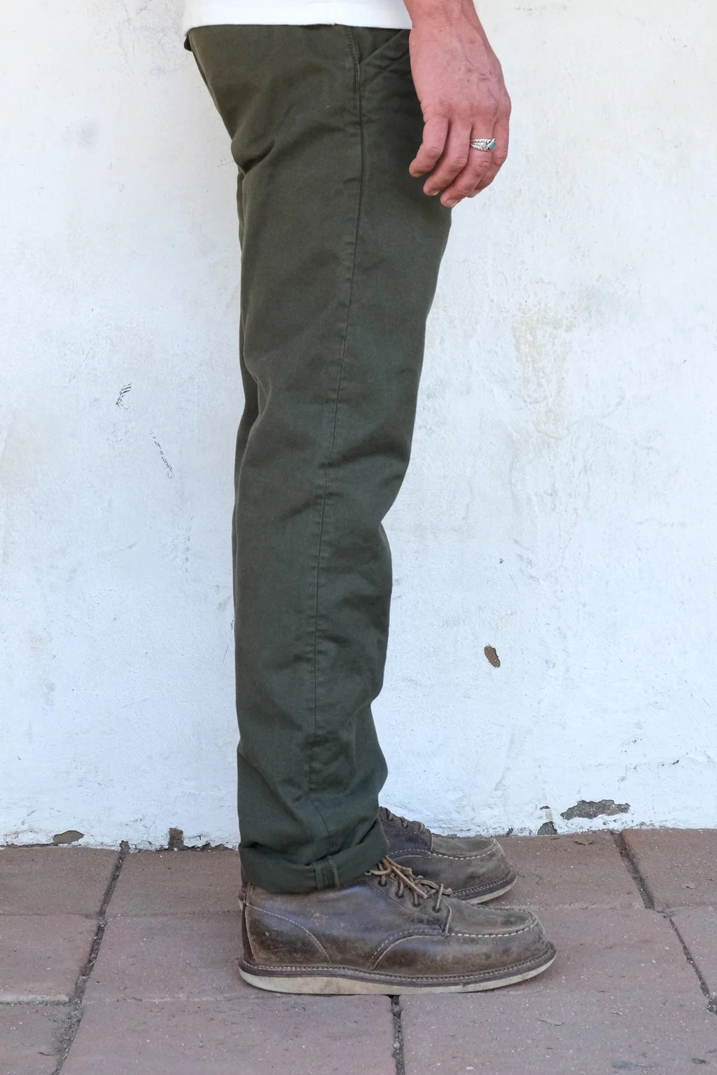 Freenote Cloth – Workers Chino Slim Straight Fit 14 Ounce Slub Olive