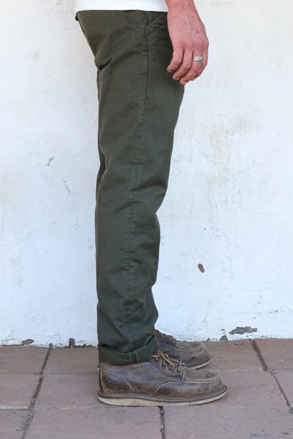 Freenote Cloth – Workers Chino Slim Straight Fit 14 Ounce Slub Olive
