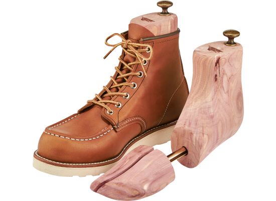 Cedar Boot Tree