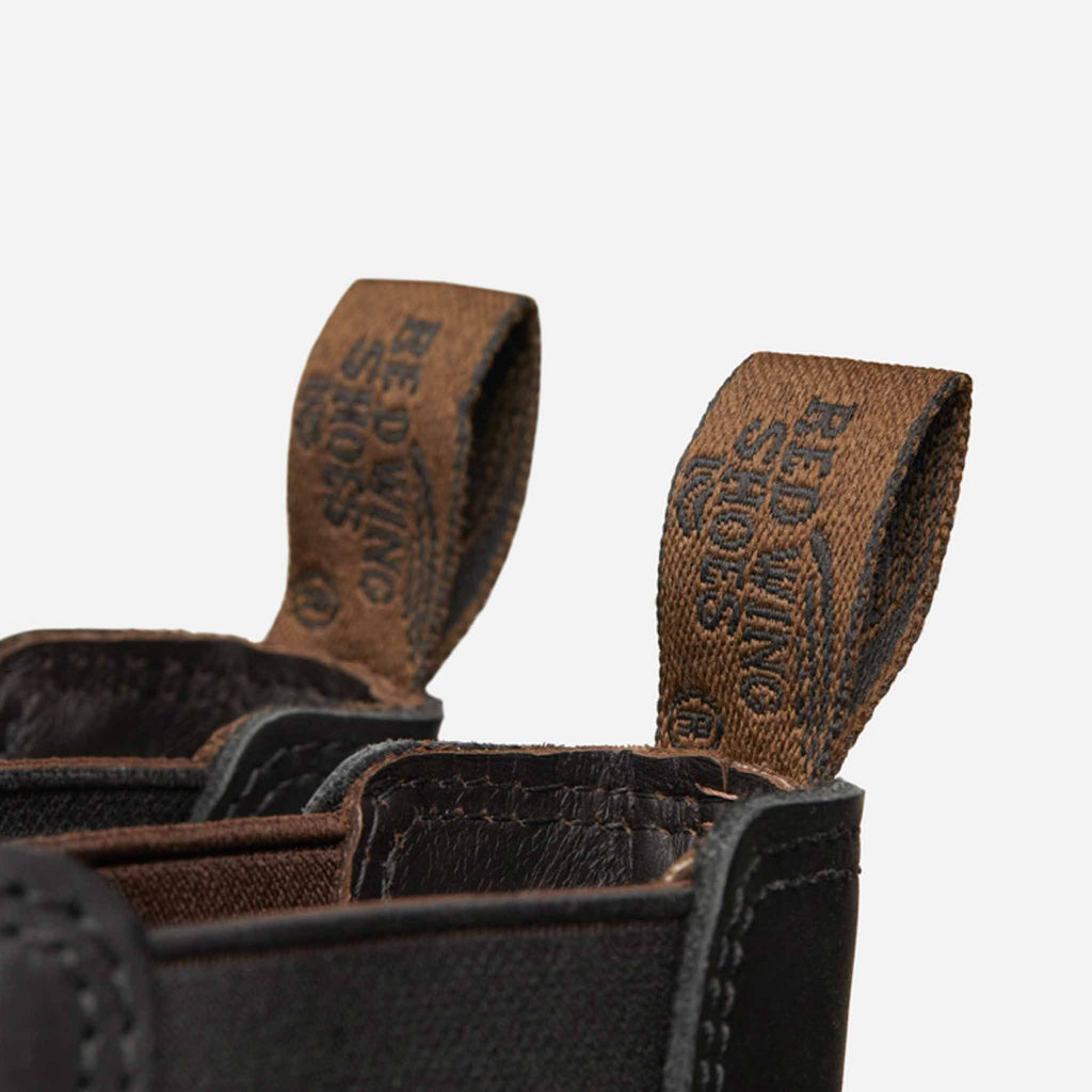 Red Wing 3194 Classic Chelsea Black Harness