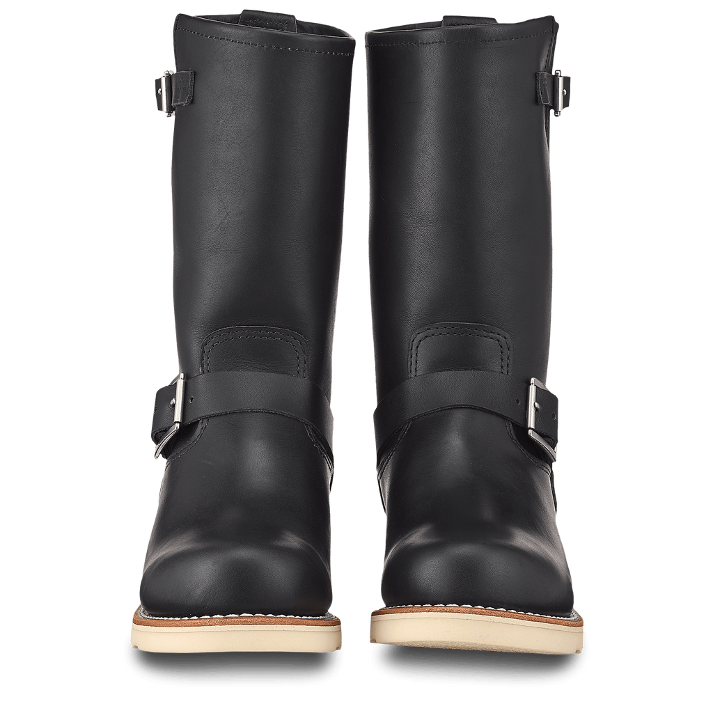 Red Wing 3470 Women`s Classic Engineer, Black - ONLINE ONLY!
