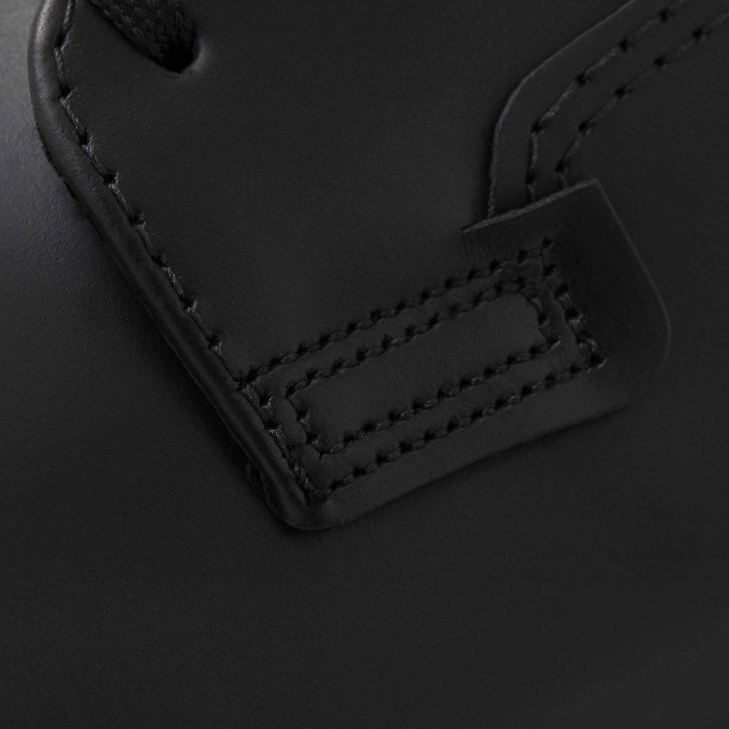 Red Wing Womens 3486 Carrier Black Chapparal