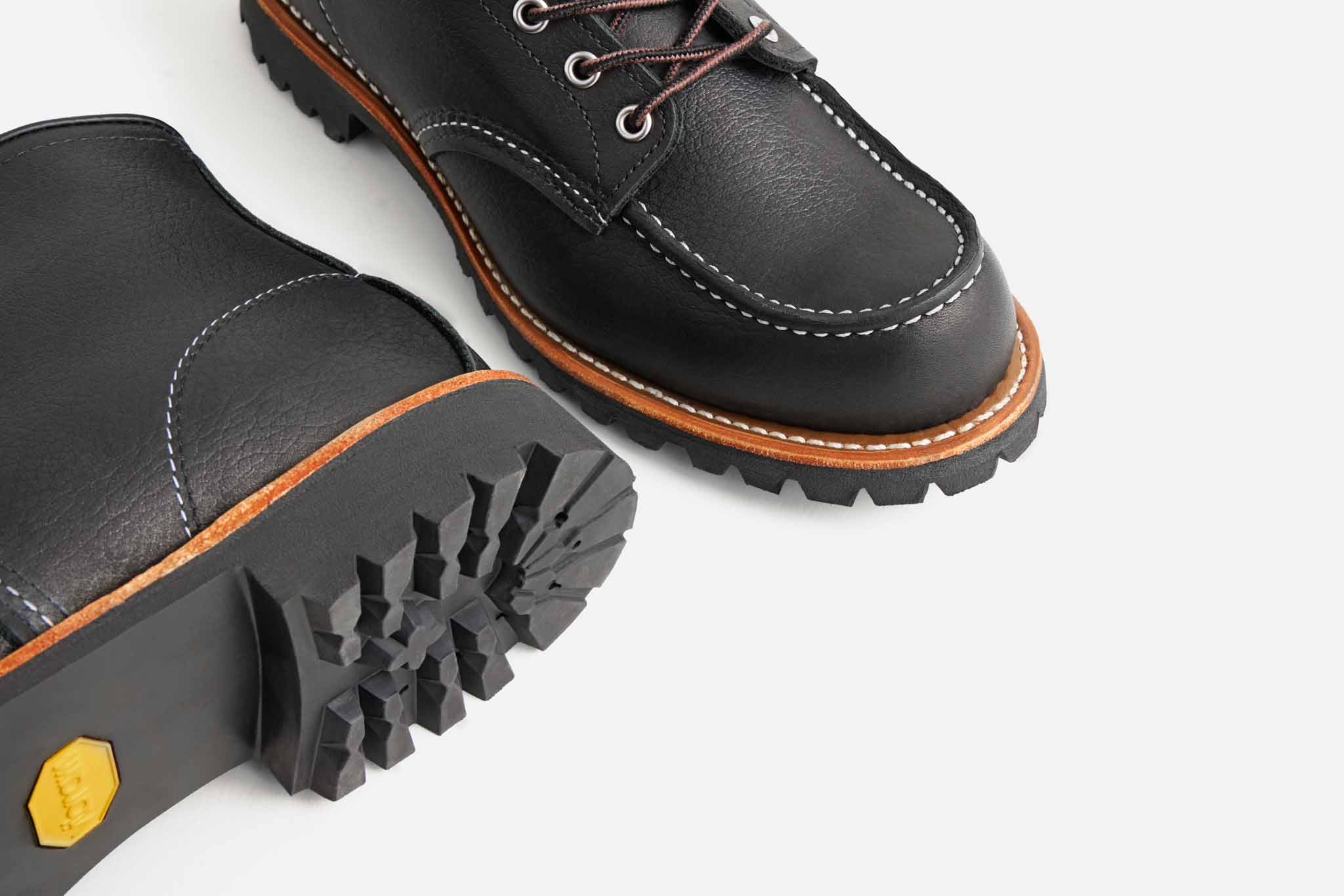 Red Wing 2949 Roughneck Moc Toe Black Oil Slick