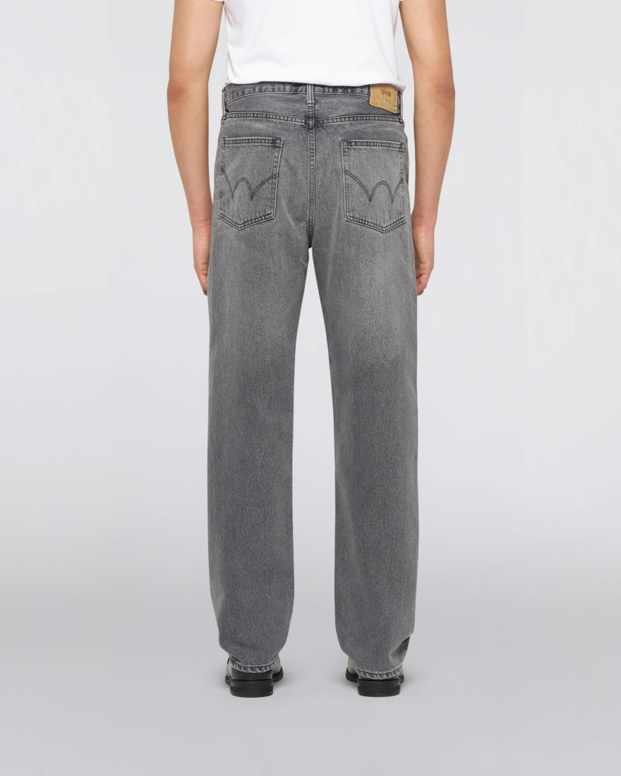 Edwin Made in Japan - Loose Pant - 13oz Kaihara Right Hand Black Denim