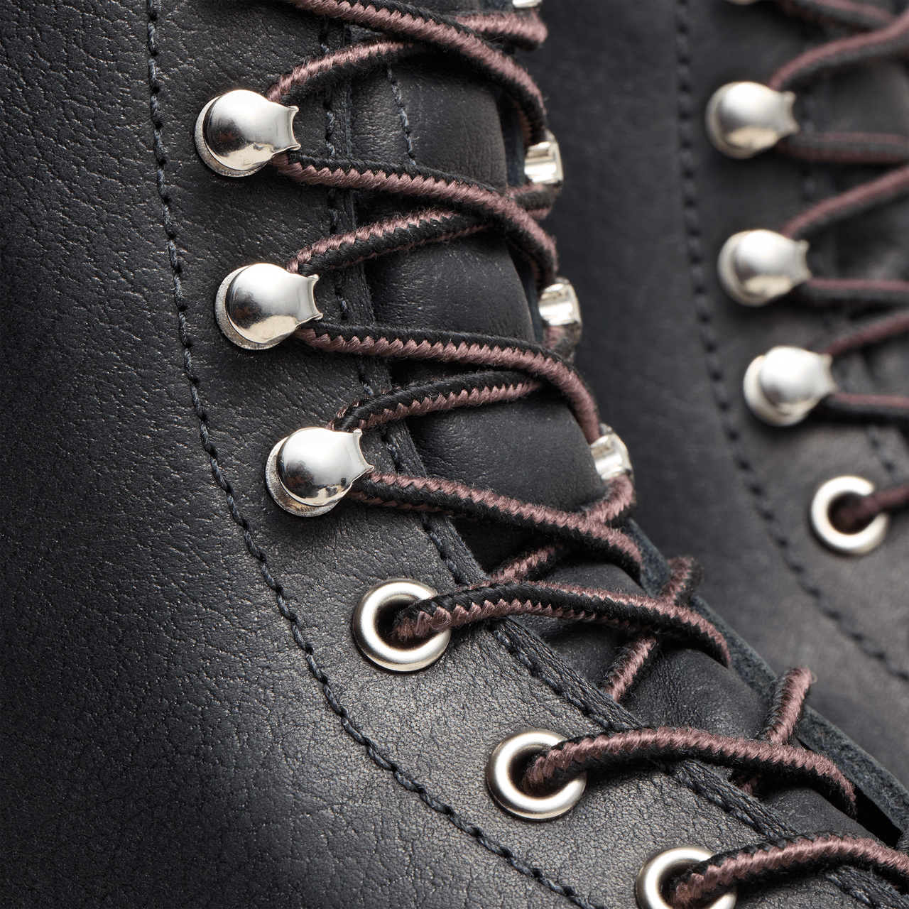 Red Wing 4501 8" Logger - Black Oil Slick