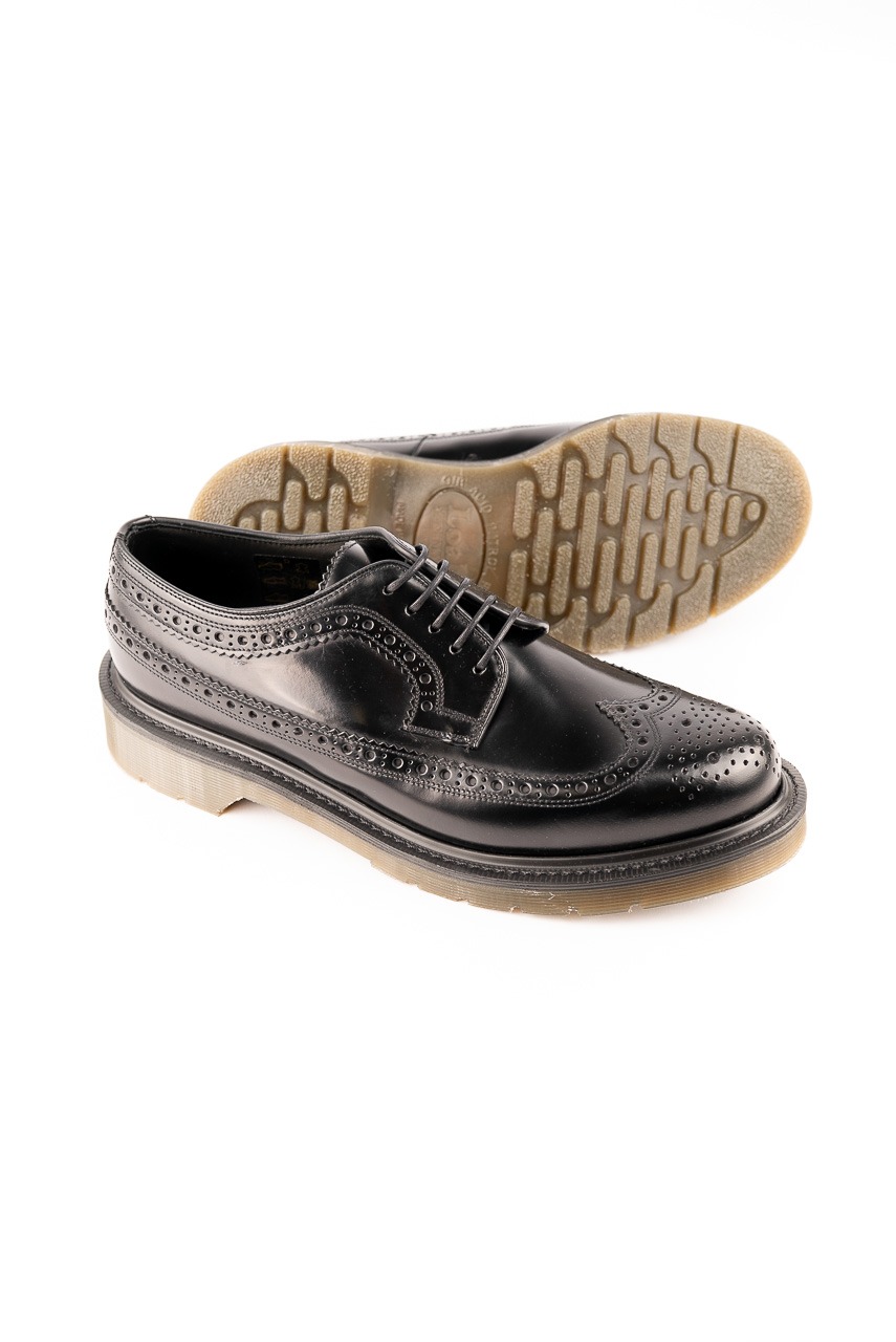 loake black brogue