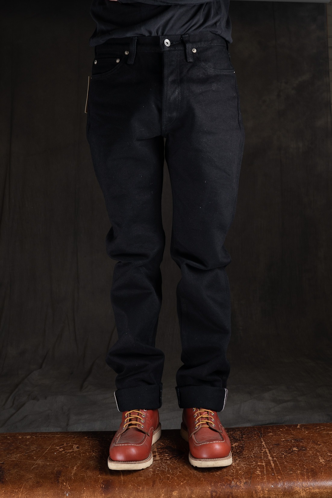 black selvedge fades